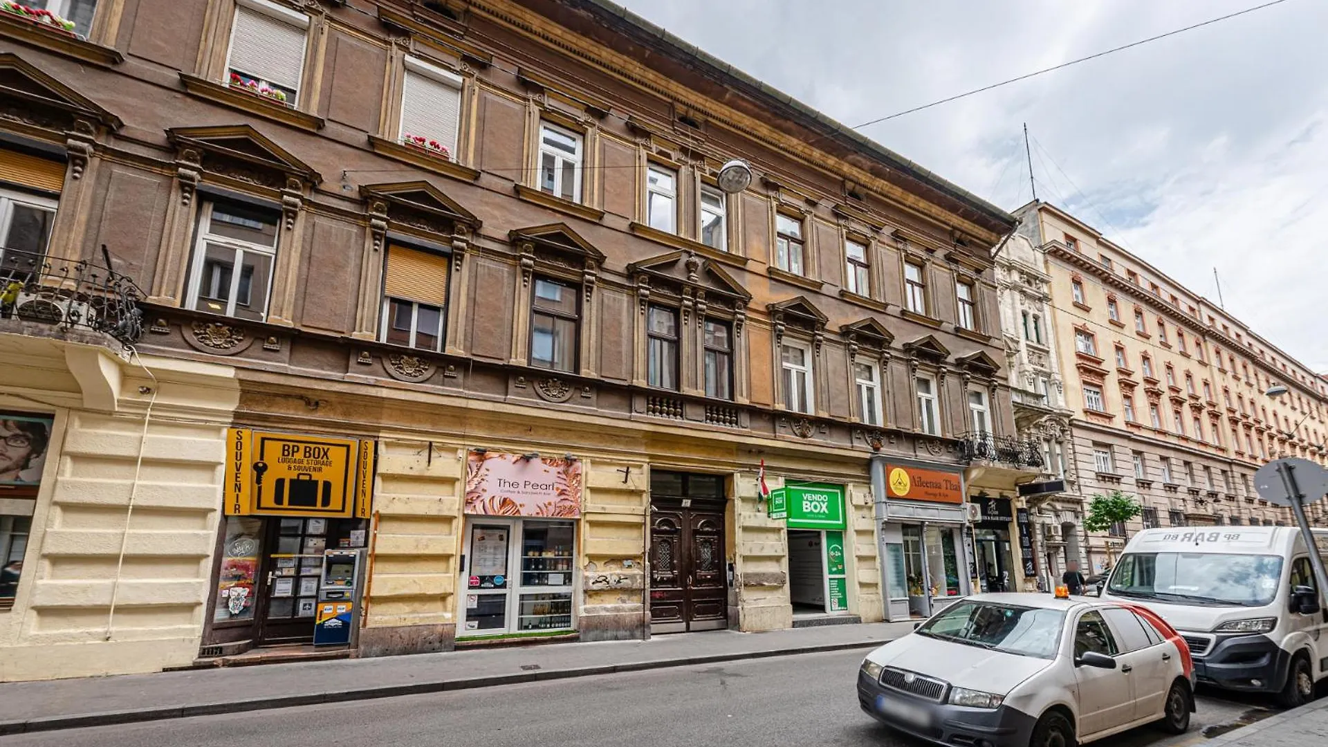 Διαμέρισμα Charming Suite & The Hidden Gem On Akacfa Str Βουδαπέστη