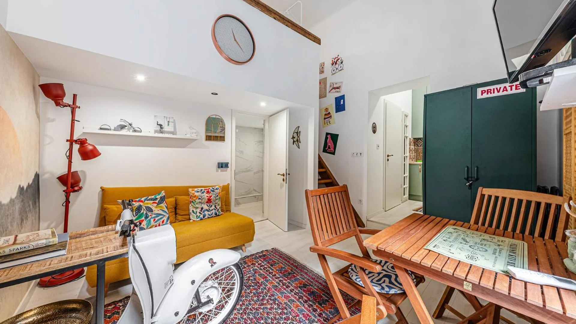 Charming Suite & The Hidden Gem On Akacfa Str Βουδαπέστη